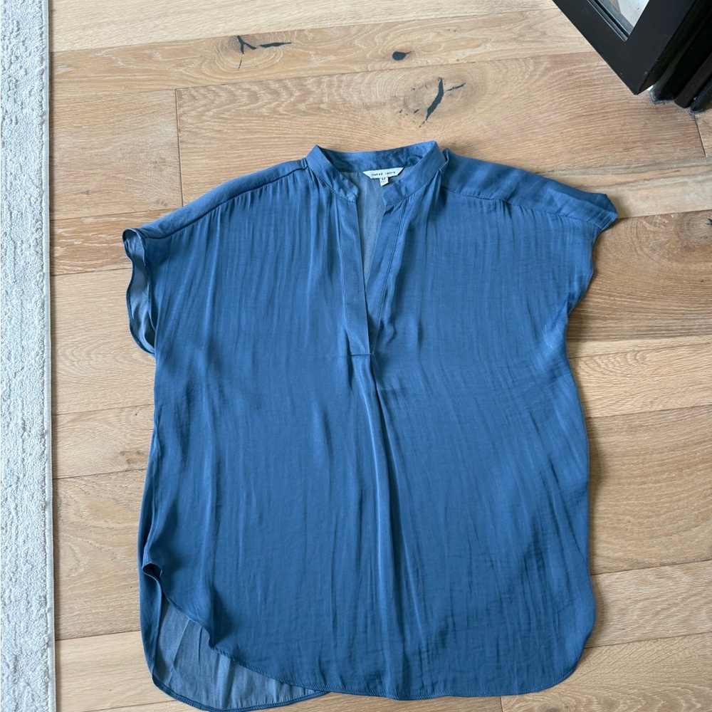 Naked Zebra Blue Pleated Cap Sleeve Blouse